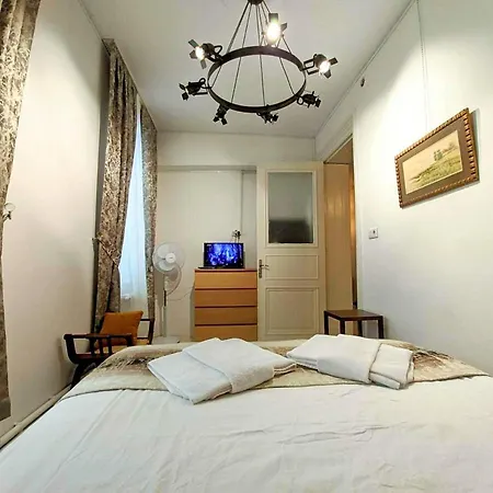 Galata Apartment
